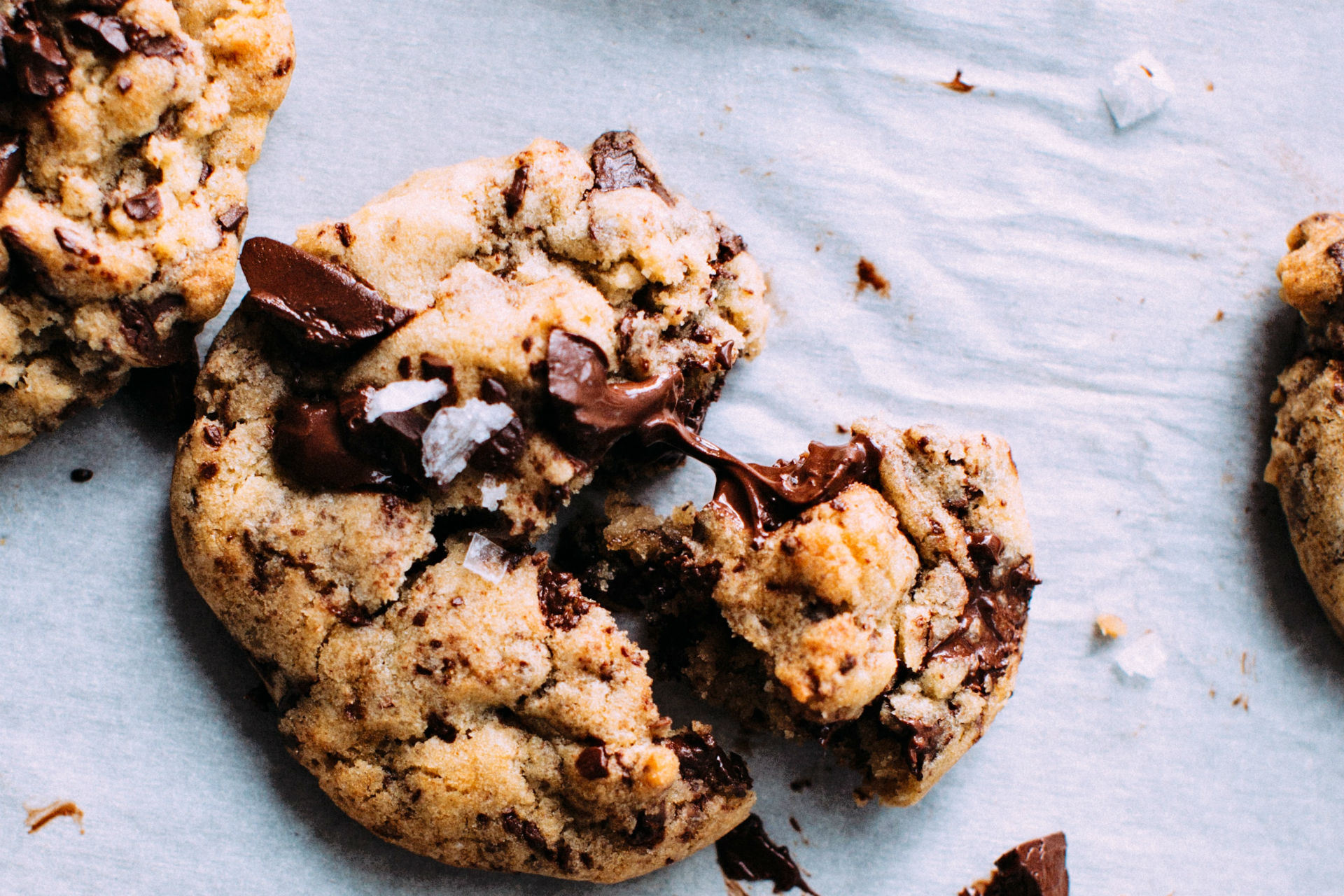 chocolate chip cookies