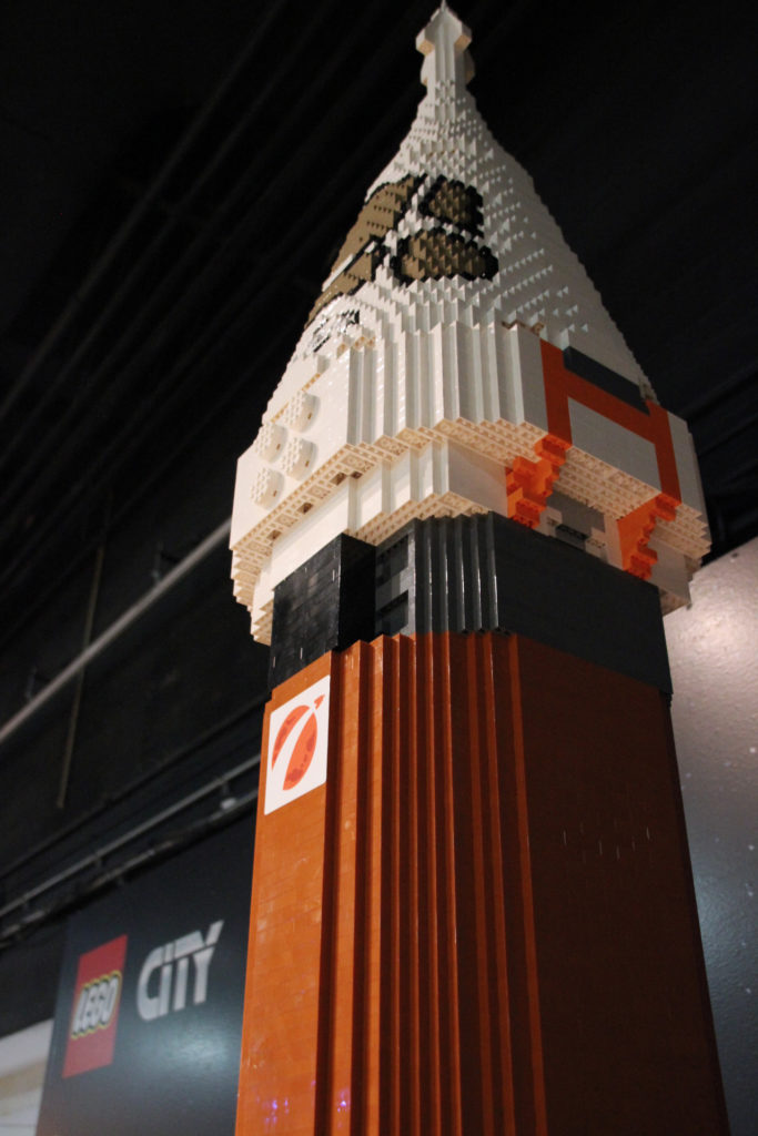 Lego rocket ship 2 - check out this giant lego rocket ship