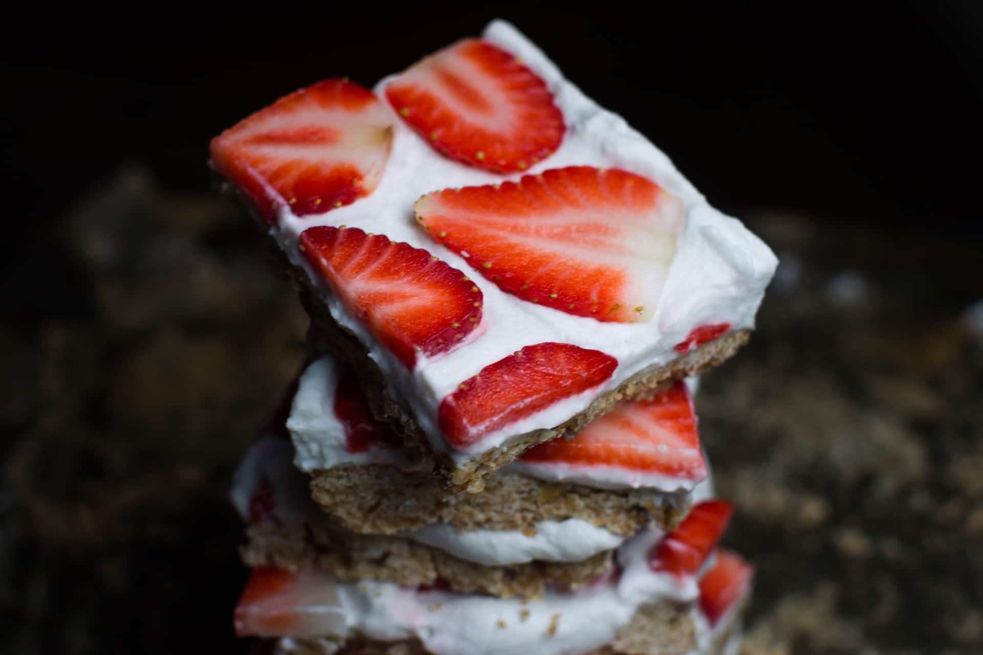 Strawberry and cream bars