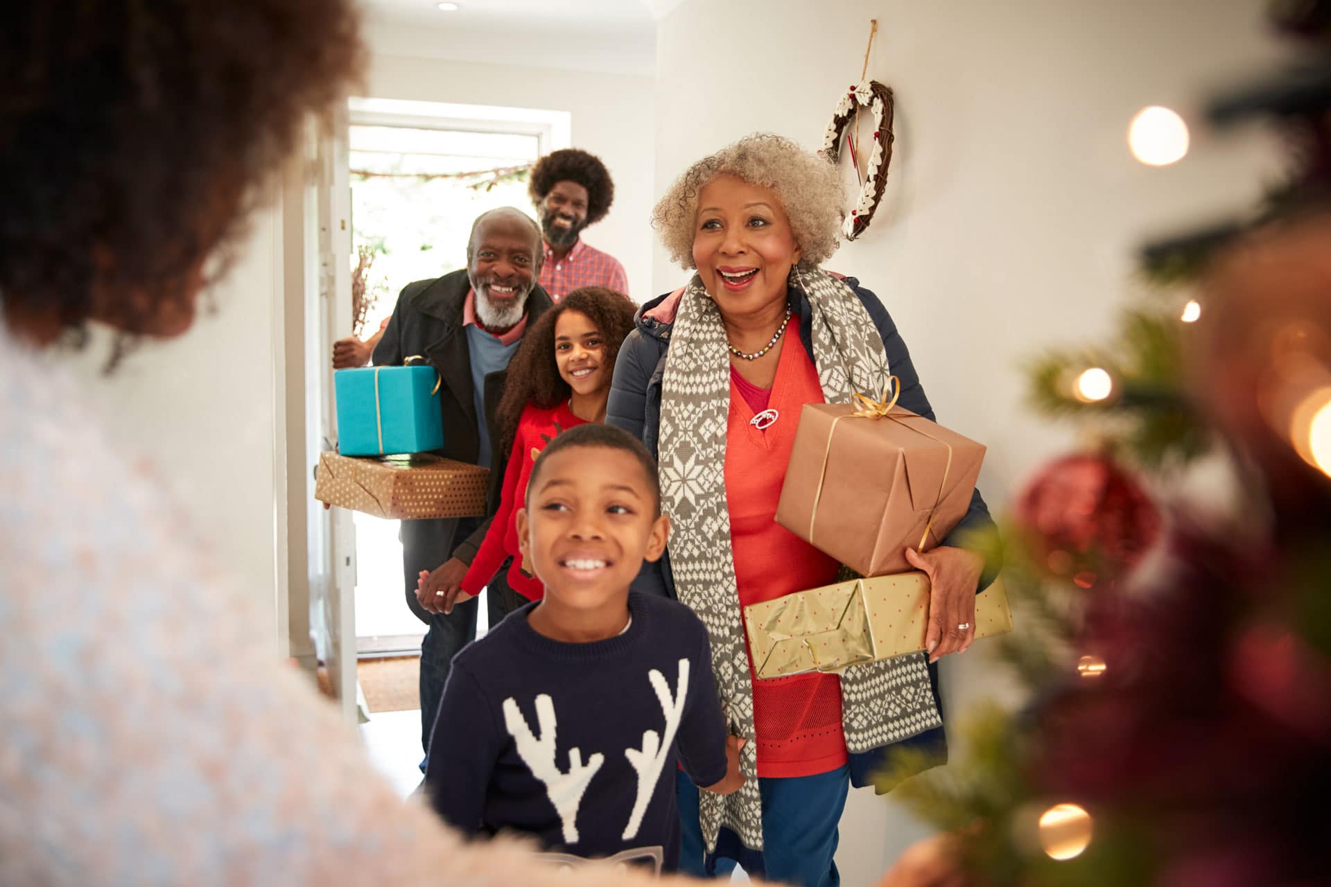 Let CAA Help You with Your Holiday Shopping - Parents Canada